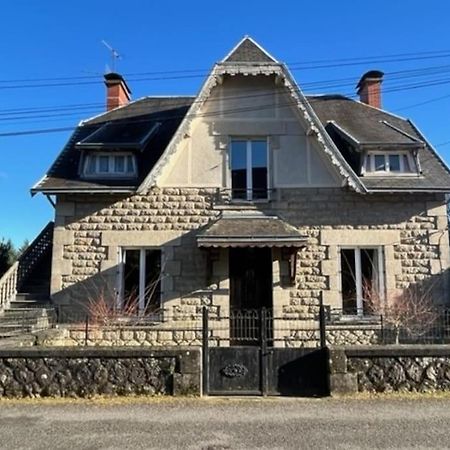 Villa La Cigalienne Treignac Exterior foto
